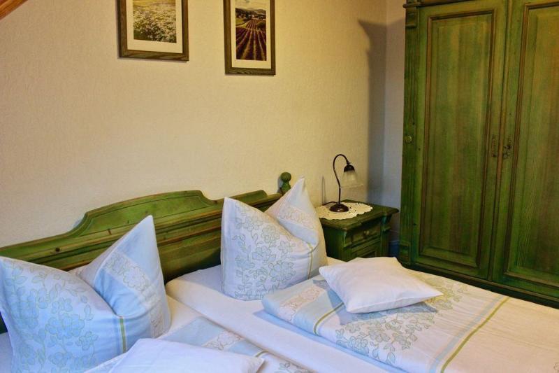 Zum Schwarzen Baeren Hotel Vohenstrauss Buitenkant foto